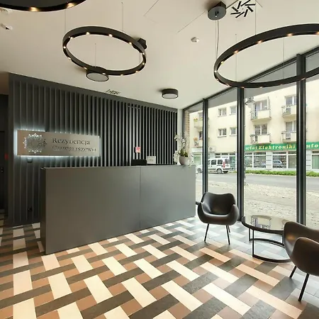 Zentrum Parking By Impero * Πόζναν